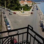 Aktaion Otel 3*