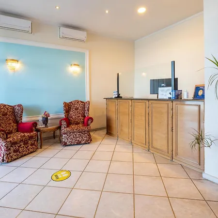Hotel Aktaion 3*