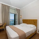 Ξενοδοχείο Aktaion 3*