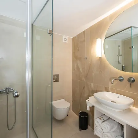 Aktaion 3* Гитион