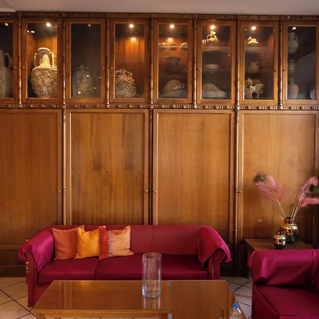 Отель Aktaion 3*