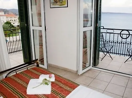 Aktaion Отель 3*