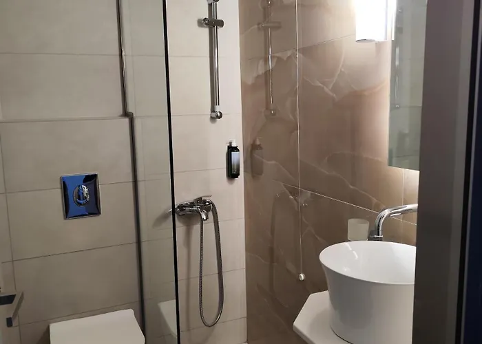 Ξενοδοχείο Aktaion 3*